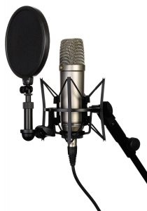 best home studio condenser mic for scarlett and mac